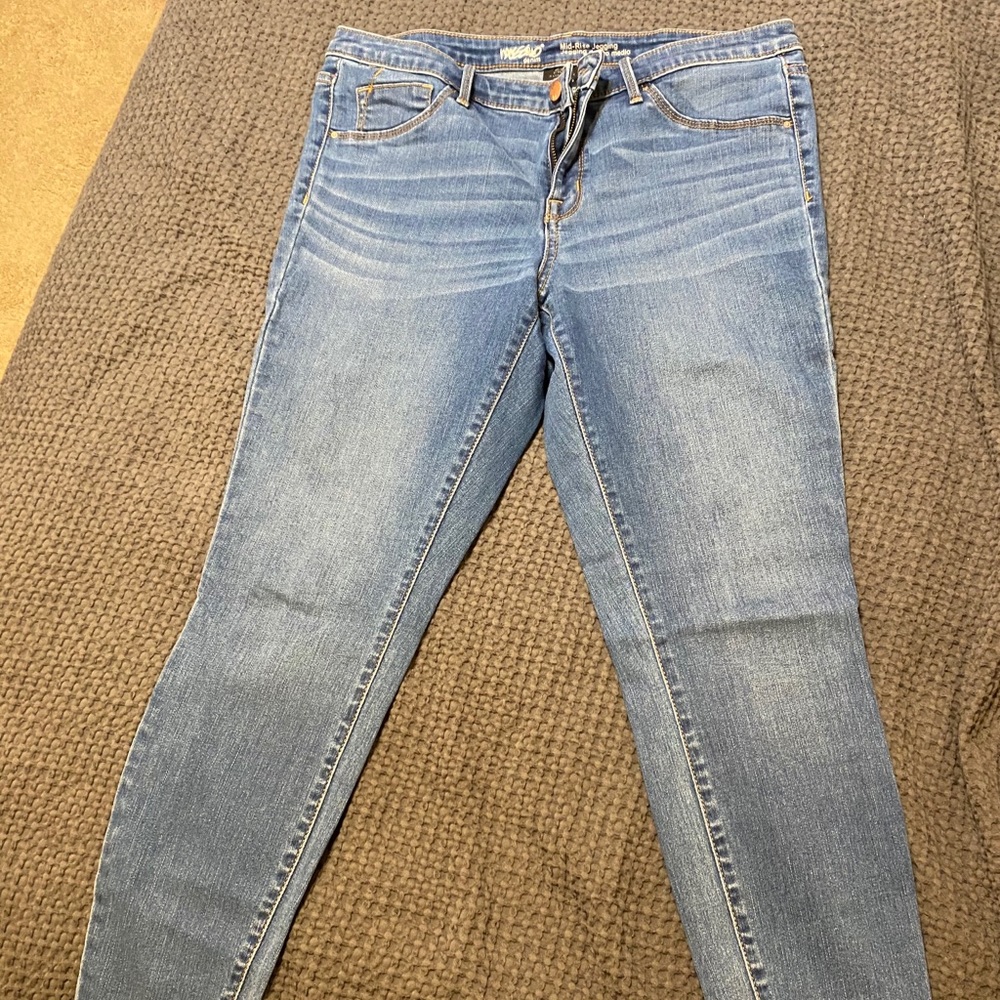 Mossimo denim mid-rise jegging size 12 regular